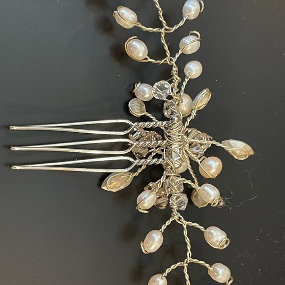 Custom Mackenzie headpiece- pristine - Picture 4 of 7